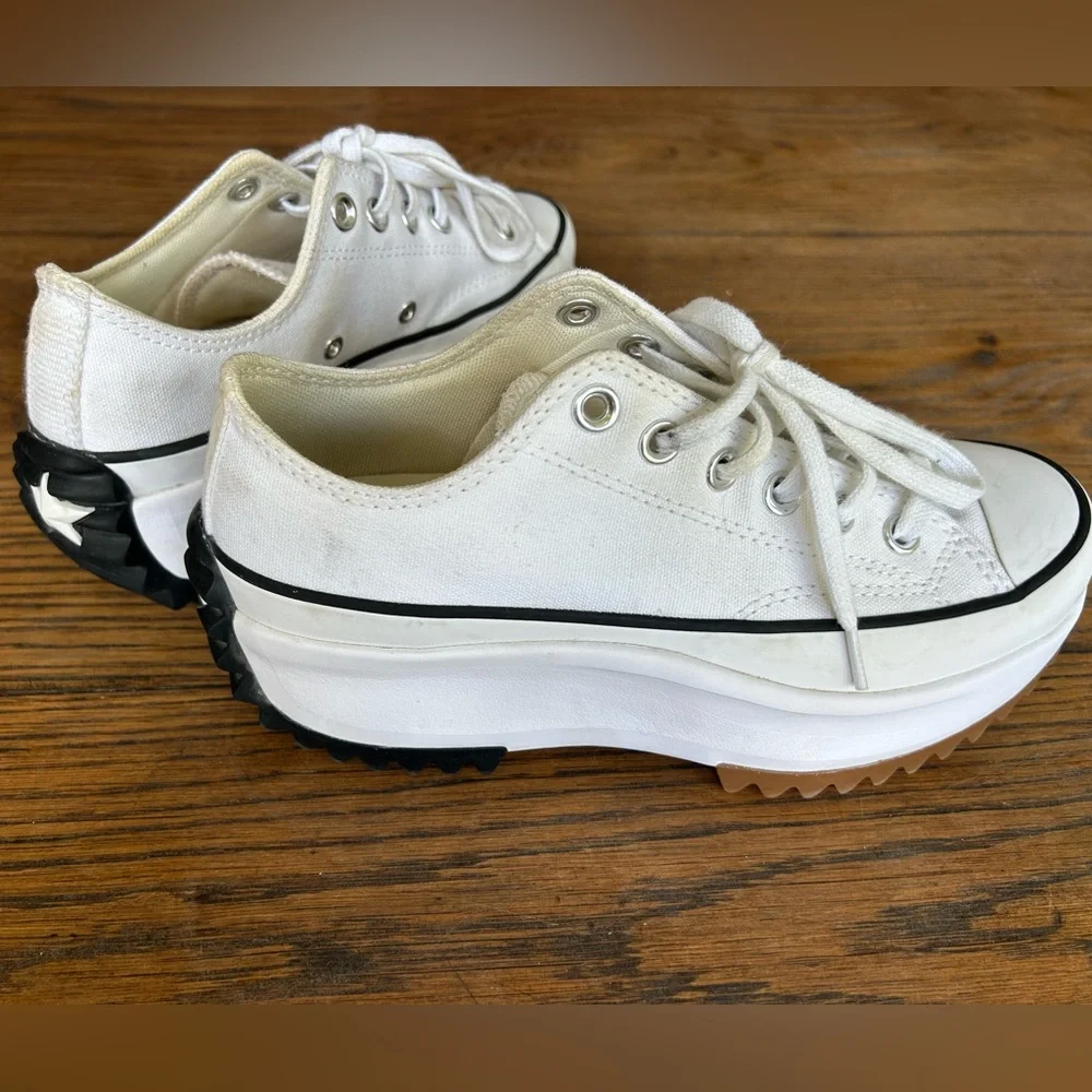 Converse Run Star Hike. Women’s size 7. White. - Picture 2 of 11
